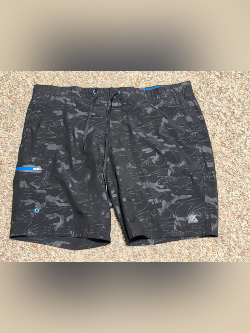Men's ZeroXposur size XL Black Camouflage Swim Trunks board shorts